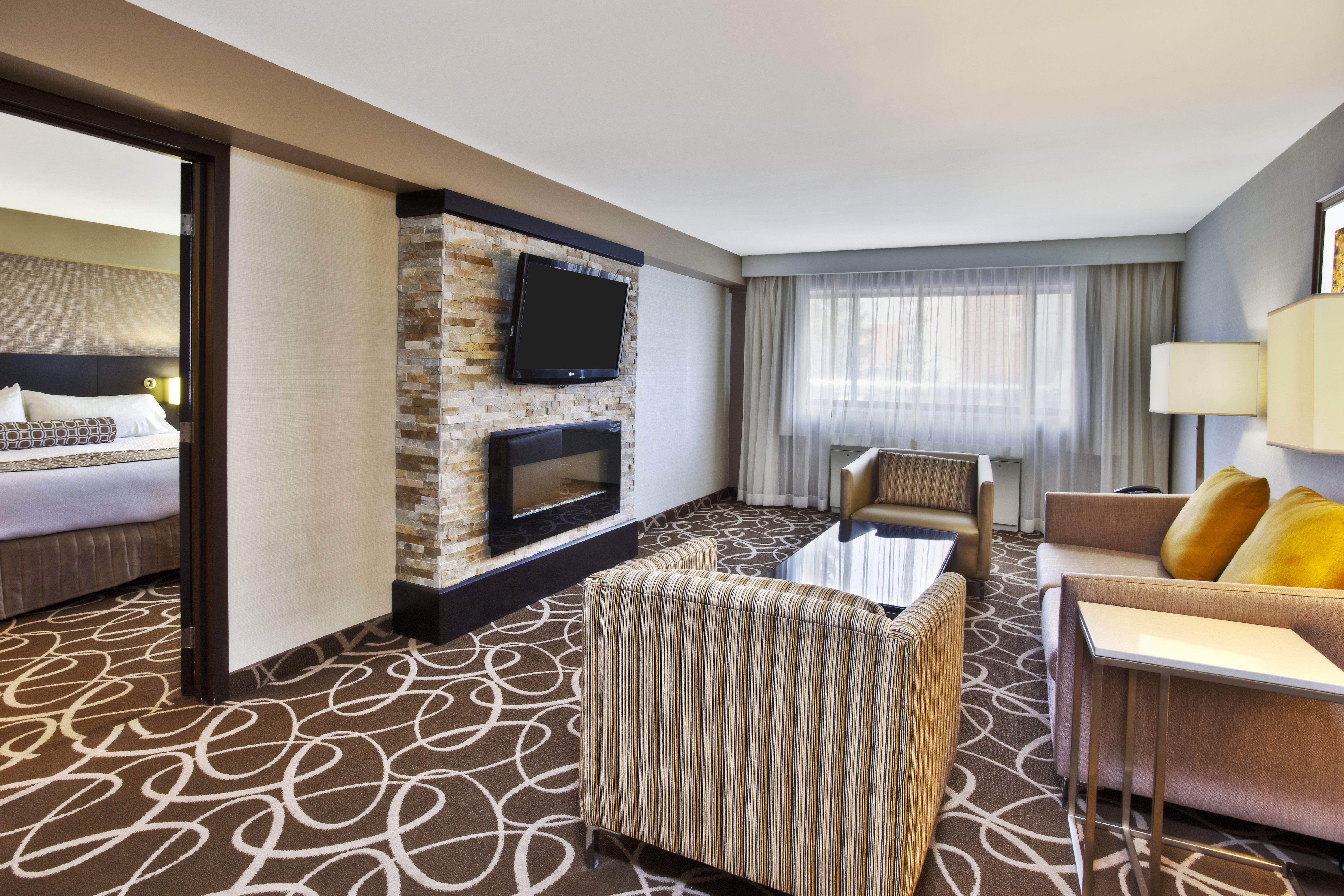 Hotel Crowne Plaza Kitchener-Waterloo By Ihg Esterno foto
