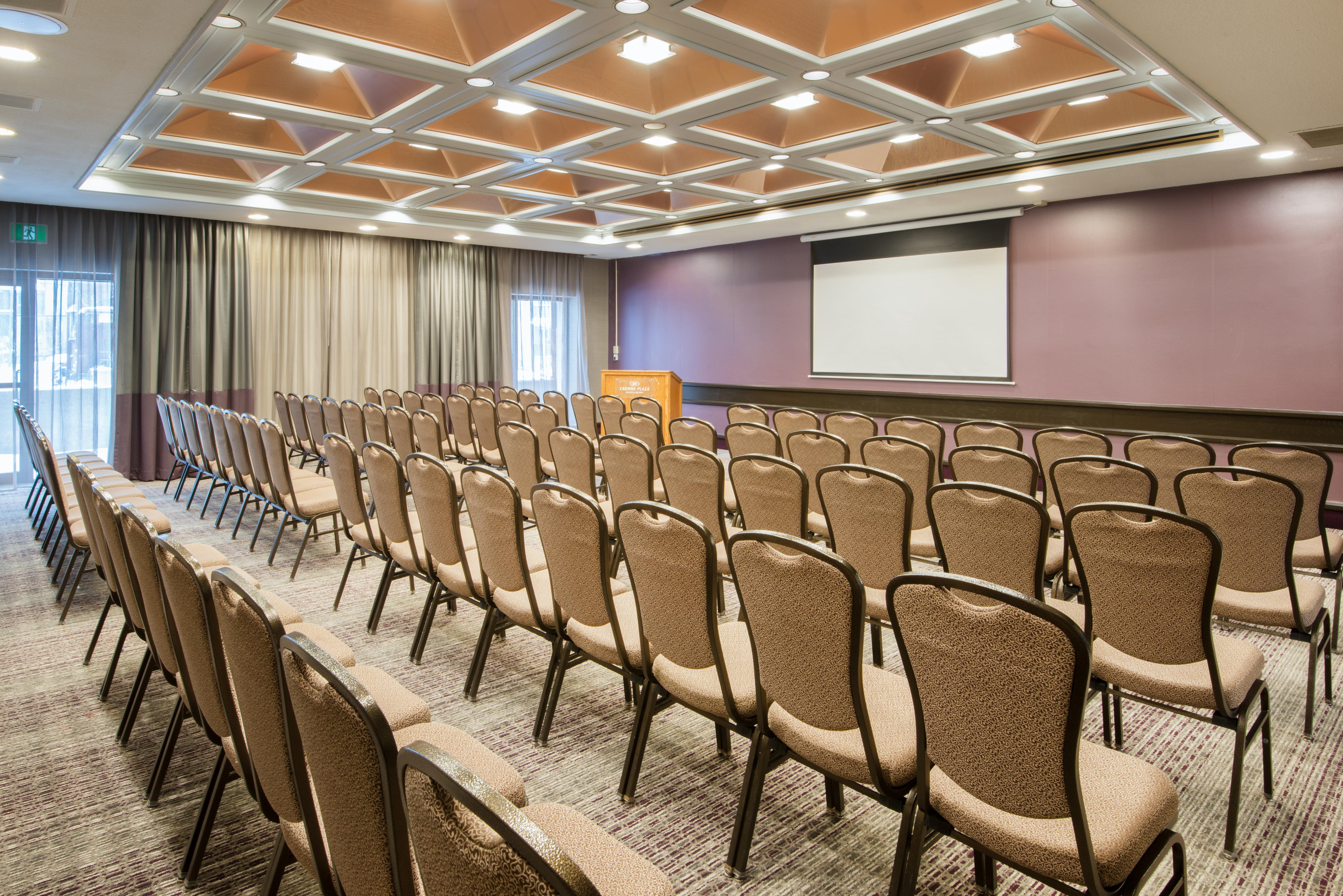 Hotel Crowne Plaza Kitchener-Waterloo By Ihg Esterno foto