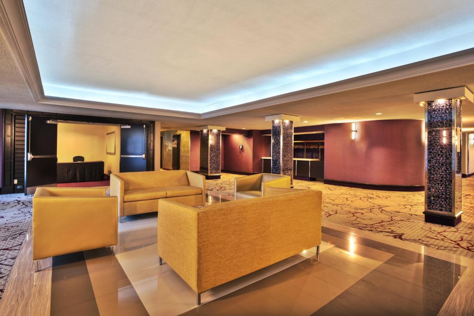 Hotel Crowne Plaza Kitchener-Waterloo By Ihg Esterno foto