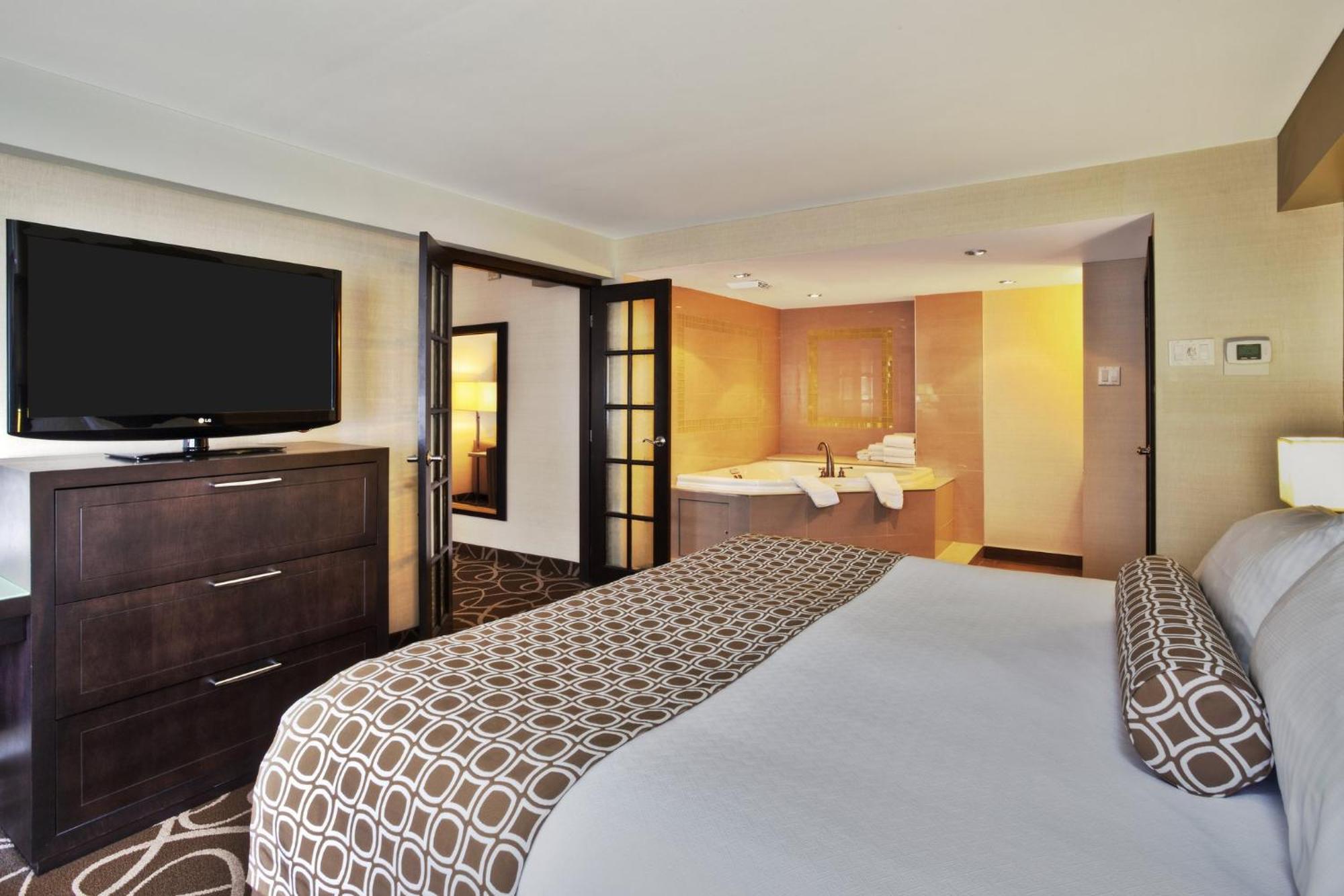 Hotel Crowne Plaza Kitchener-Waterloo By Ihg Esterno foto