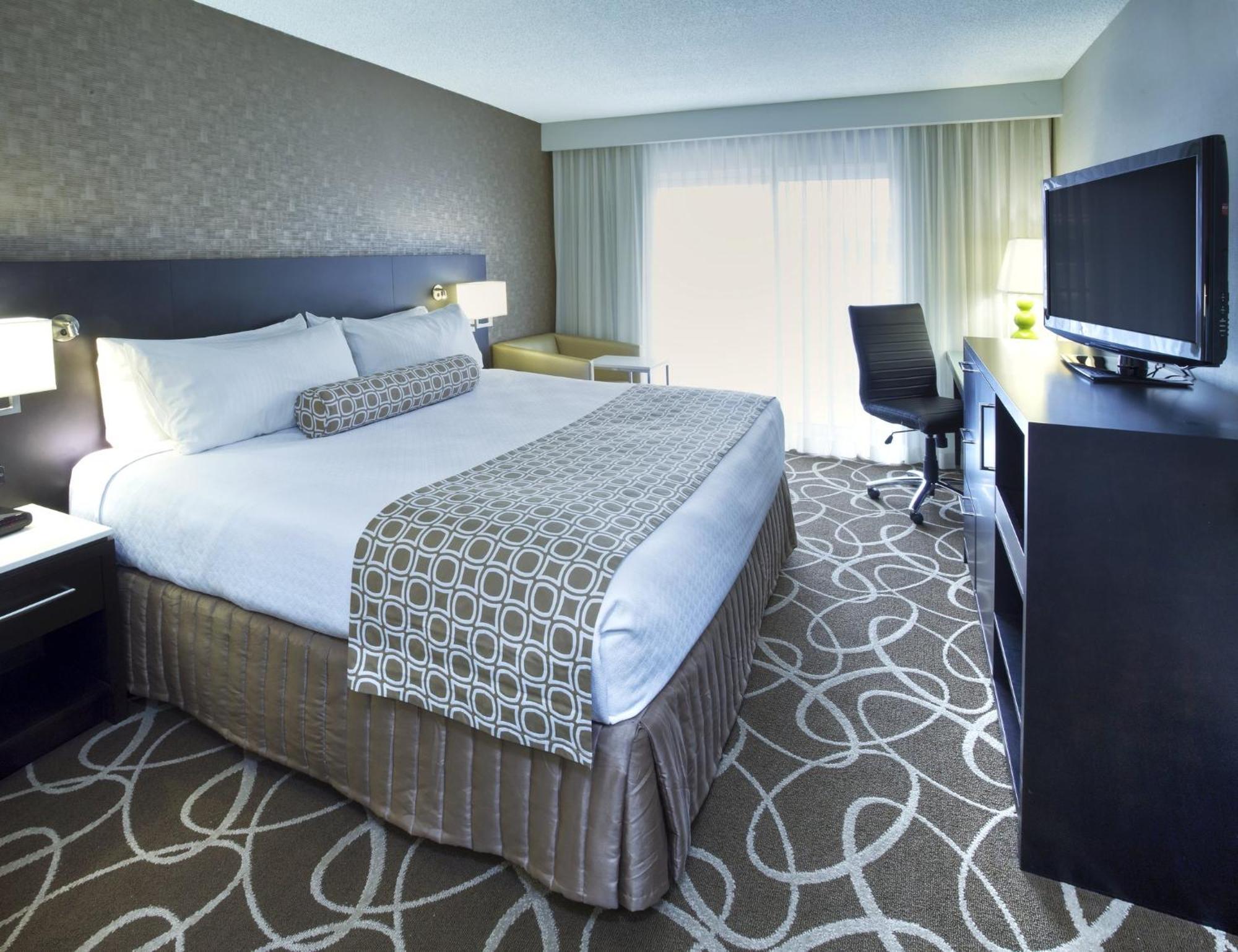 Crowne Plaza Kitchener-Waterloo, An Ihg Hotel Esterno foto